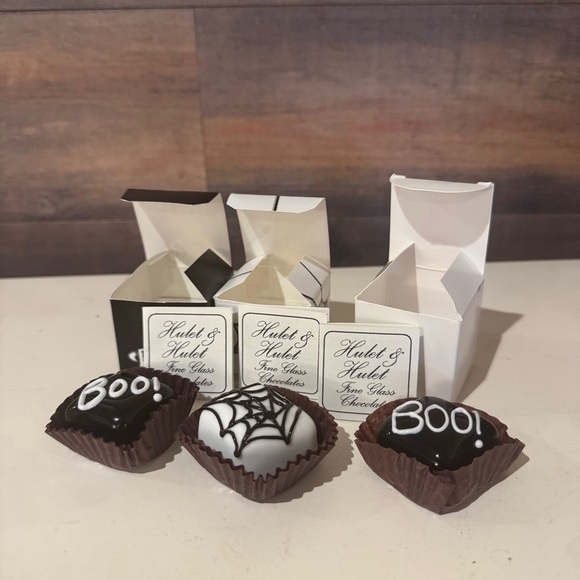 Hulet Chocolates of Glass Set of 3 Halloween Themed Open Box - Picture 1 of 8